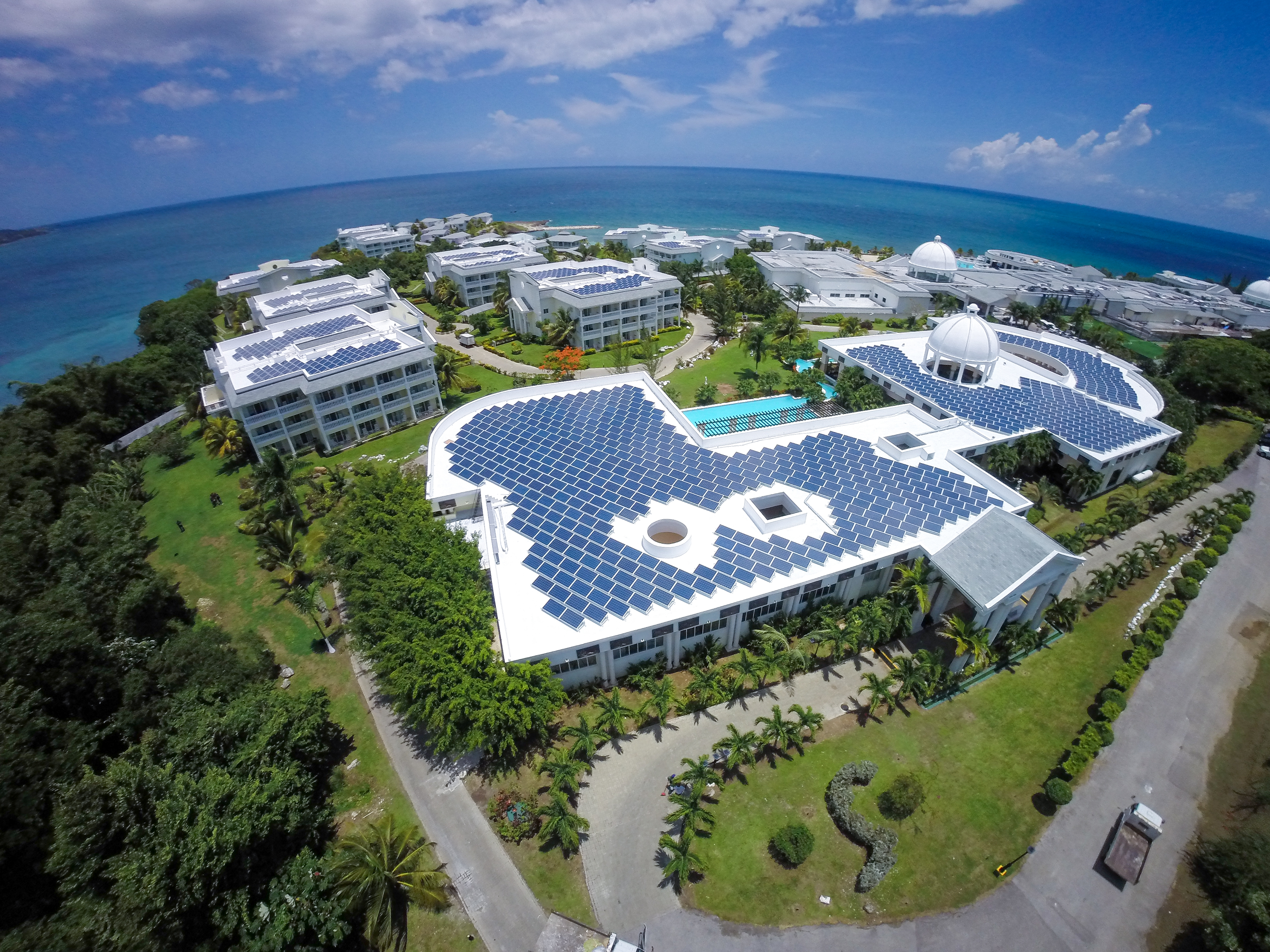 markt_pv_ibc-solar-jamaica-hotel_tp.jpg
